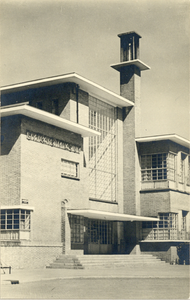 474 Gezicht op de ingang van het Stedelijk Gymnasium (Homeruslaan 40) te Utrecht.